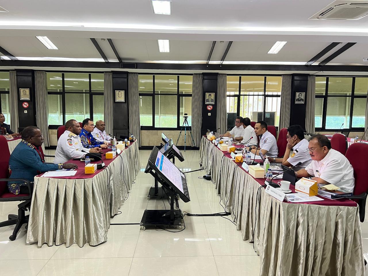 Hasil Evaluasi PJ Bupati Puncak, Kemendagri Berikan Apresiasi Kinerja Baik dan Lanjutkan 