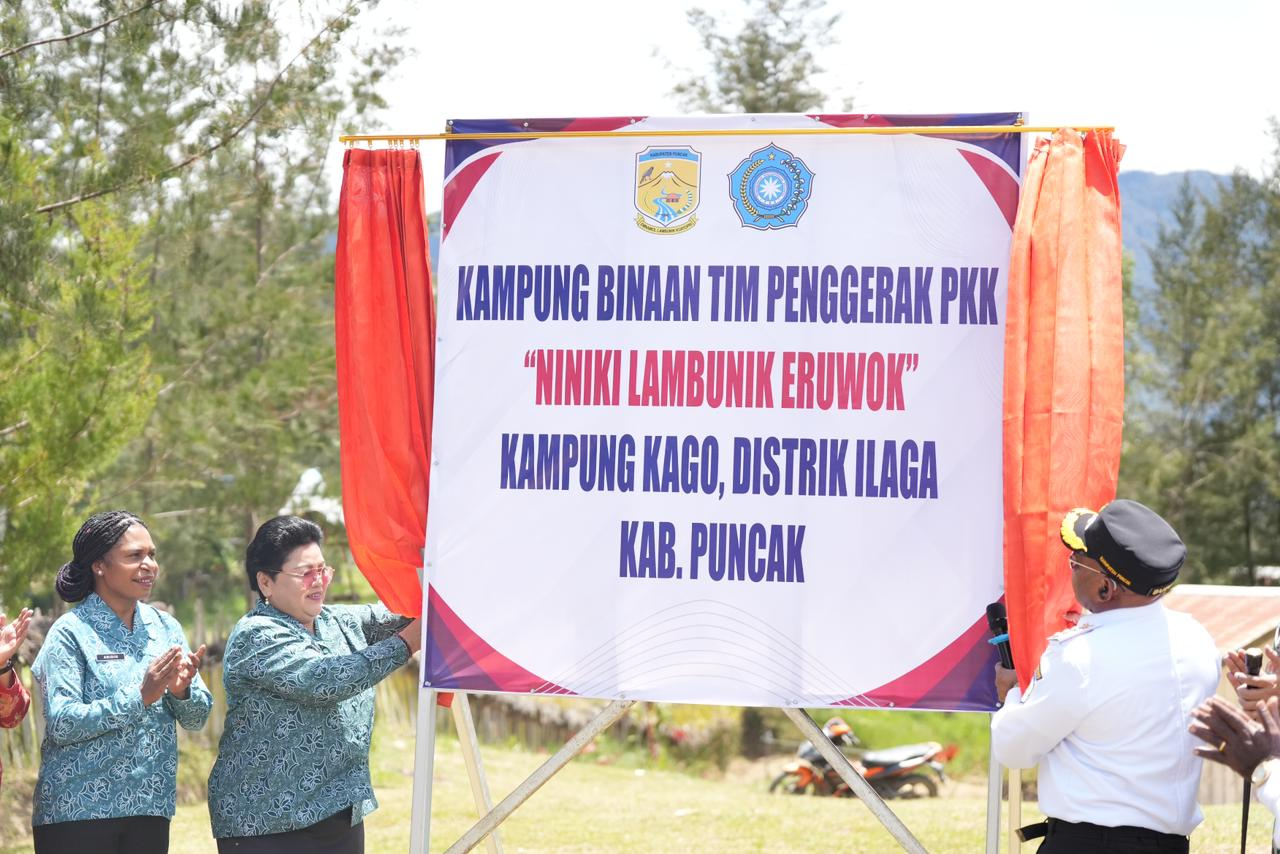 Wujudkan Keluarga Mandiri, Bupati Elvis Tabuni Launching Kampung Binaan TP-PKK Puncak