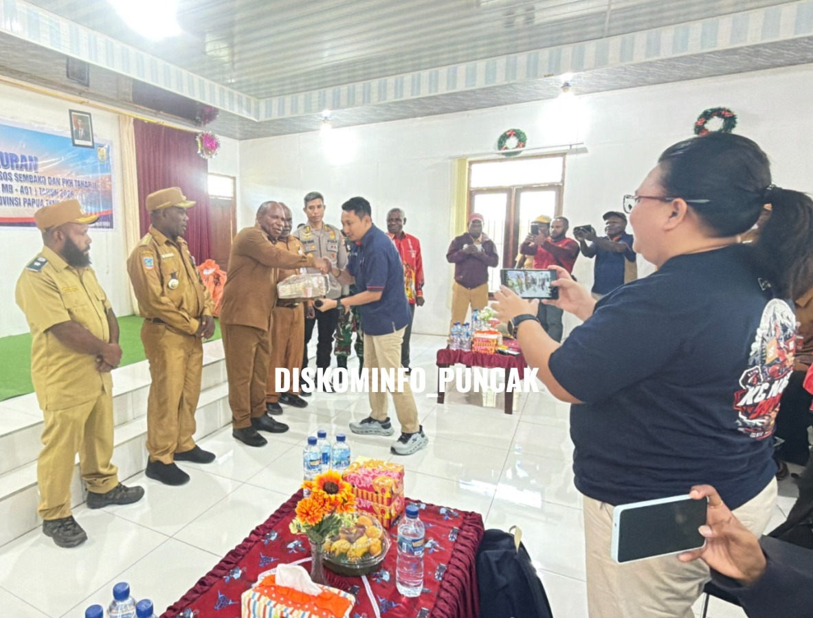 Dukung Kesejahteraan Warga, Pemkab Puncak Salurkan Rp22,1 Miliar Bansos