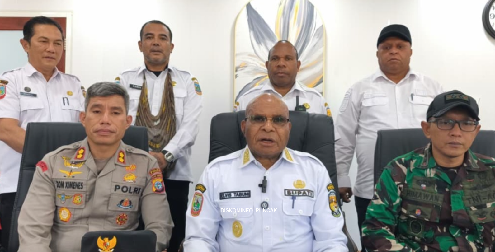 Bupati Puncak Pastikan Pemerintahan Tetap Berjalan Usai Pembakaran Sejumlah Kantor